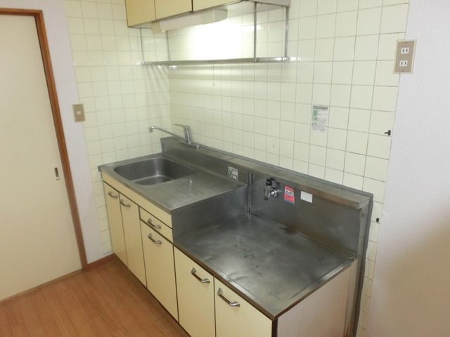 キッチン　★ガスコンロ２口設置可のキッチンです★