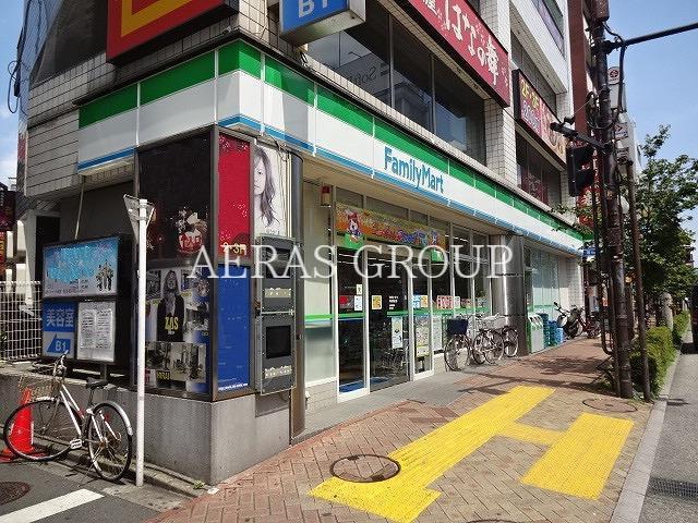 コンビニ　ファミリーマート平井南口店（コンビニ）まで96m