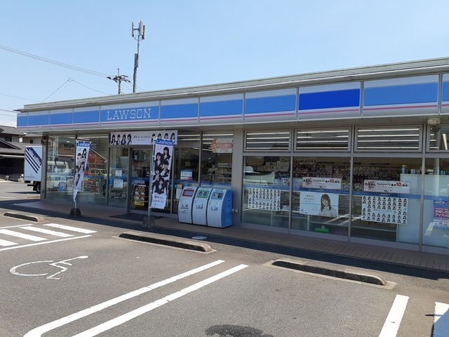 コンビニ　ローソン姶良東餅田店（コンビニ）まで800m