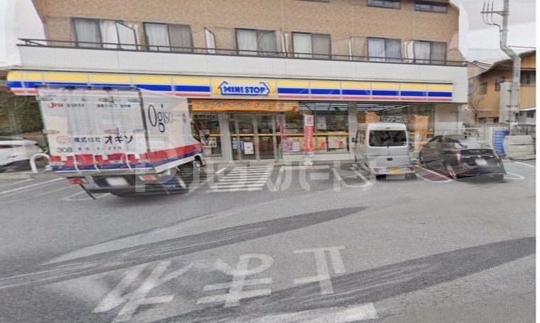 コンビニ　ミニストップさいたま上小店（コンビニ）まで640m