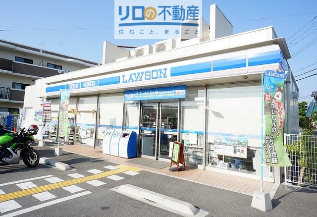 コンビニ　ローソン伊丹西野三丁目店（コンビニ）まで357m