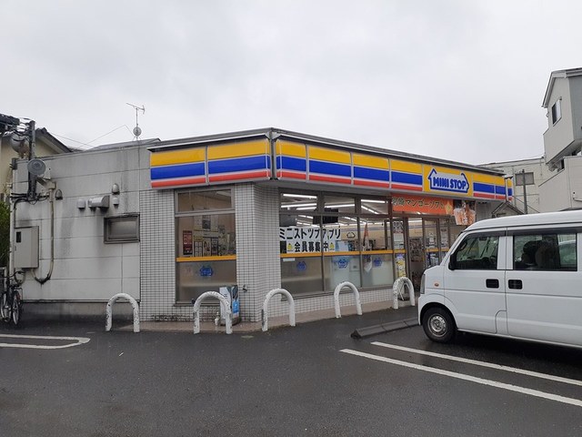 コンビニ　ミニストップ（コンビニ）まで250m