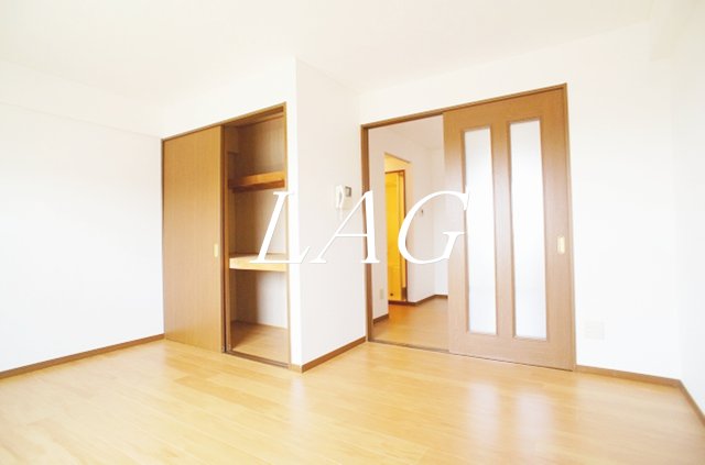 居室・リビング　洋室のお部屋です。