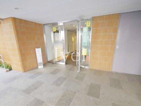 建物外観　エントランス