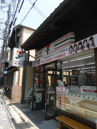 コンビニ　セブンイレブン 京都縄手新橋店（コンビニ）まで377m