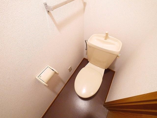 トイレ　シンプルで使いやすいトイレです