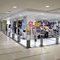 ショッピングセンター　ユニクロ京阪シティモール店（ショッピングセンター）まで615m