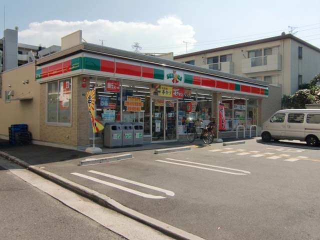 コンビニ　サンクス 八尾南小阪合町店（コンビニ）まで357m