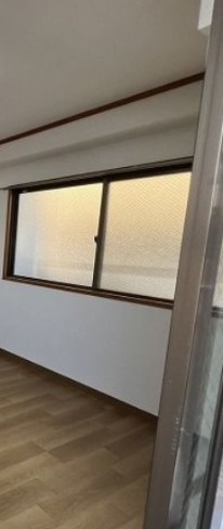 エルハイツ第6テラジマの居間写真