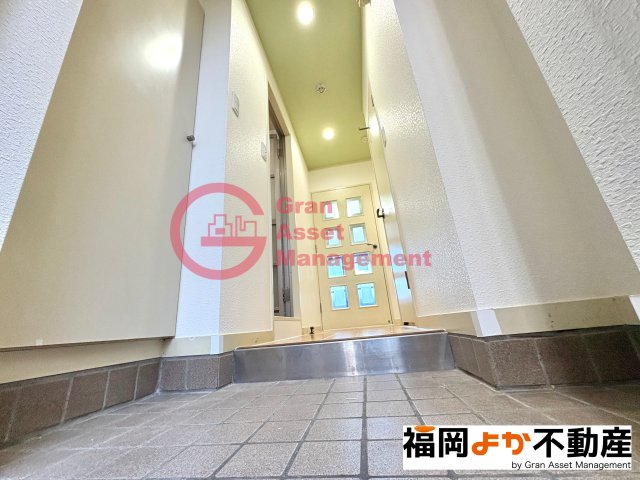 玄関　明るい玄関です