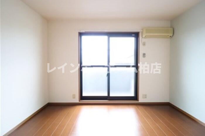その他部屋・スペース　落ち着いて過ごせるお部屋なので、寝室にいかがでしょうか