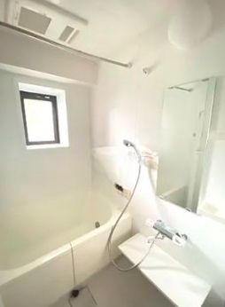 バス・シャワールーム　お風呂です