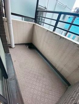 バルコニー　開放的で明るい空間を演出してくれるバルコニーです