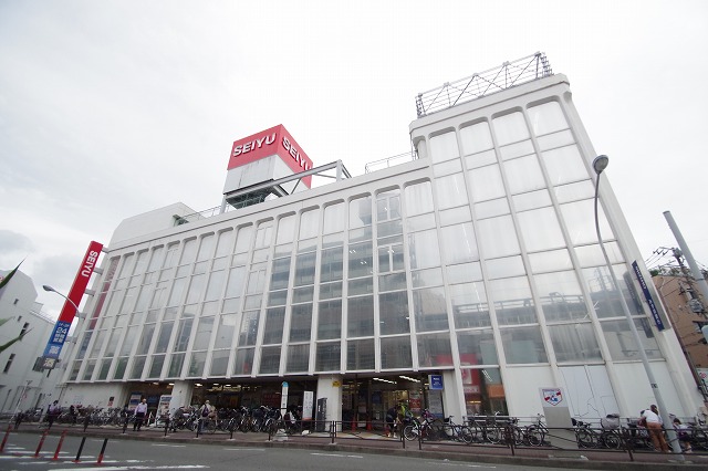 スーパー　西友武蔵新城店（スーパー）まで325m
