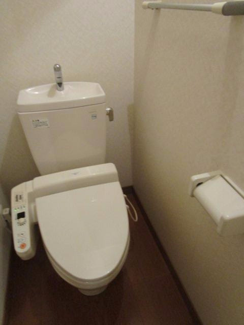 トイレ　同物件内参考画像