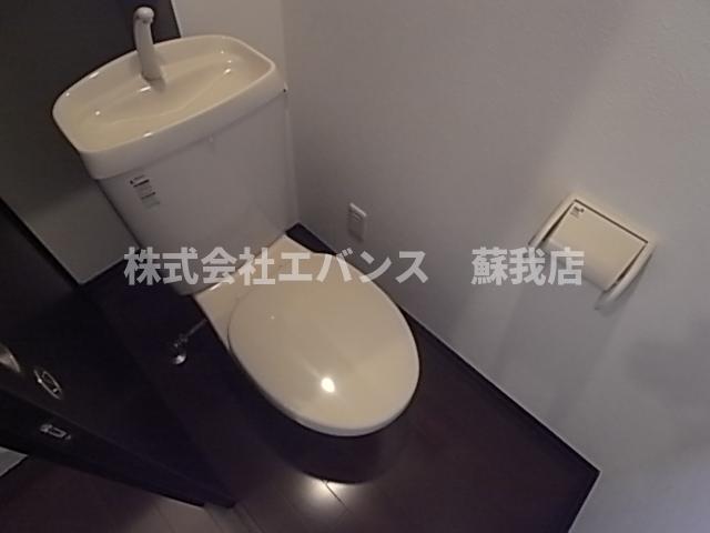 トイレ　トイレもきれいです