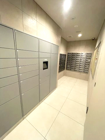 その他設備　同物件反転のお部屋の写真でございます。 間取り図を参照してく