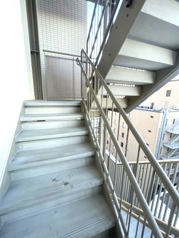 その他共有部分　同物件反転のお部屋の写真でございます。 間取り図を参照してく