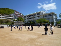 小学校　谷上小学校（小学校）まで959m