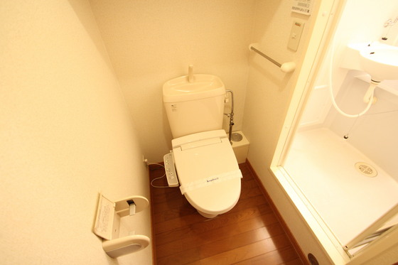 トイレ　※別部屋の写真です