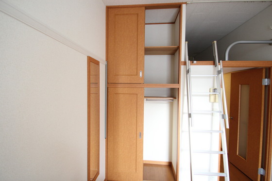 収納　※別部屋の写真です