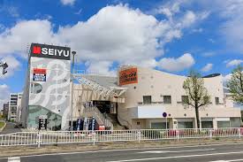 スーパー　西友 鳴海店（スーパー）まで525m