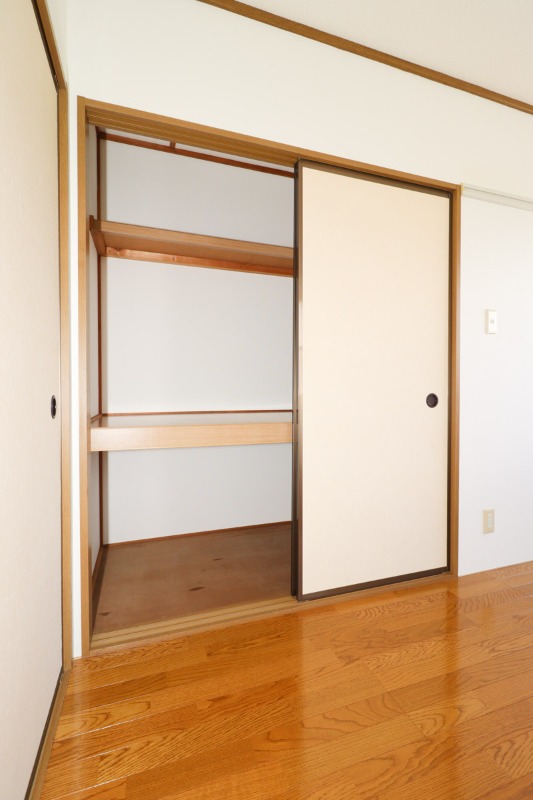 収納　図面と現状に相違がある場合には現状を優先