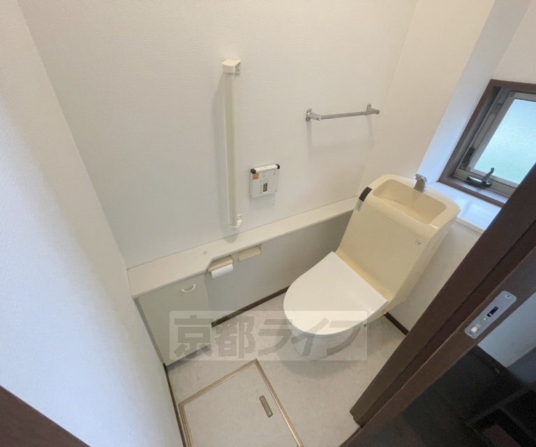 田辺西垣内貸家のトイレ写真