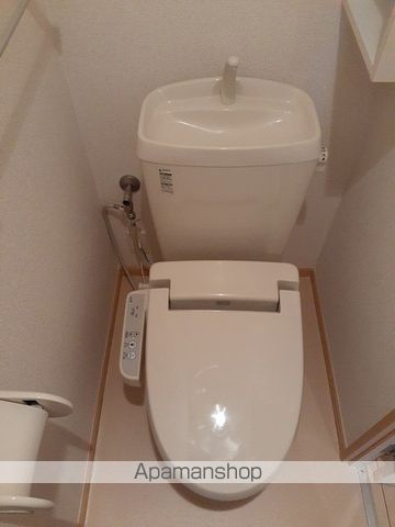 小田急江ノ島線 桜ケ丘駅 徒歩2分 7階建 築15年のトイレ写真