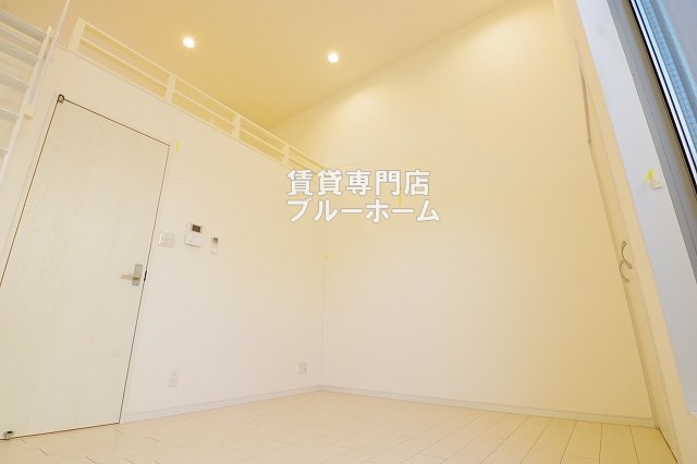 その他　別角度からのリビングです！