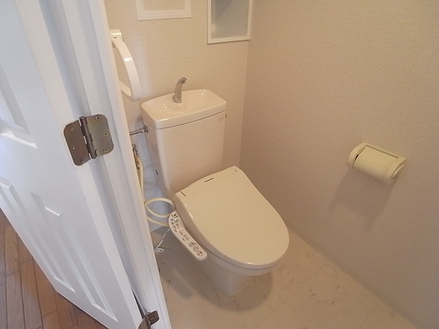 白鷹香枦園マンションのトイレ写真