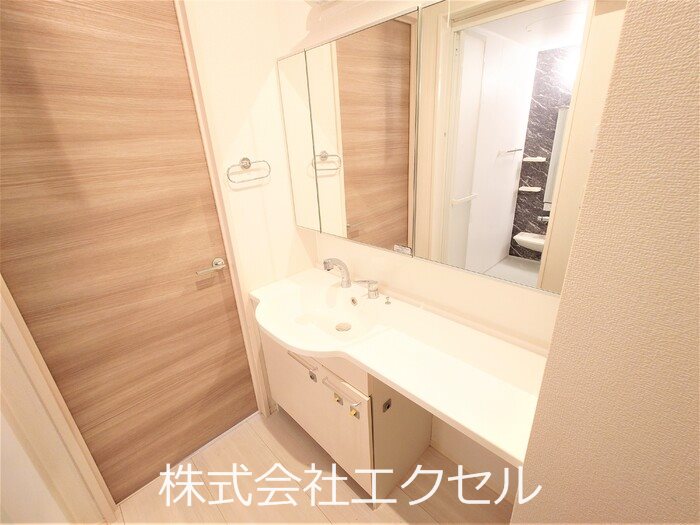 洗面設備　同建物別室画像です