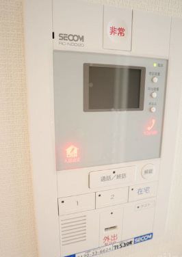 セキュリティ　モニター付きインターホン