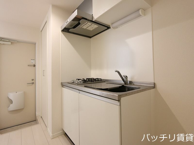 キッチン　同型タイプの為、現状を優先致します。