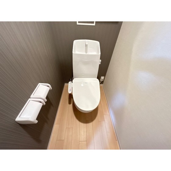 地下鉄七隈線 金山駅 徒歩10分 2階建 築1年のトイレ写真
