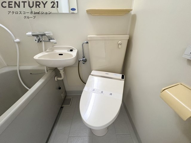 トイレ　浴室内にトイレあり