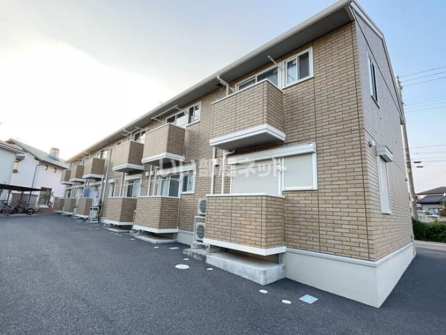 ボンヌ ジュルネの外観写真