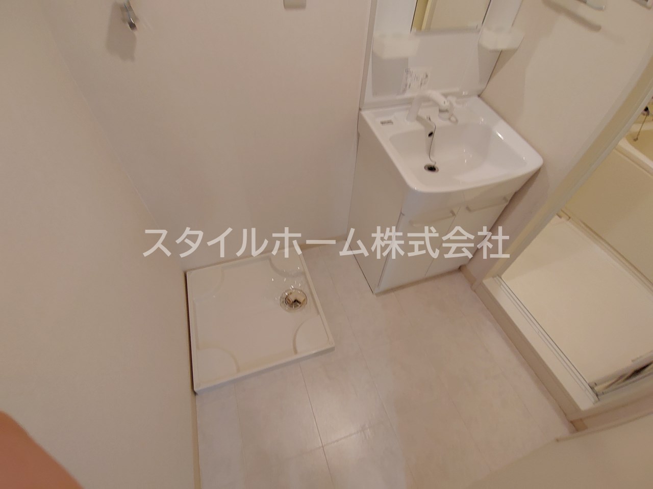 洗面設備　別部屋写真です。