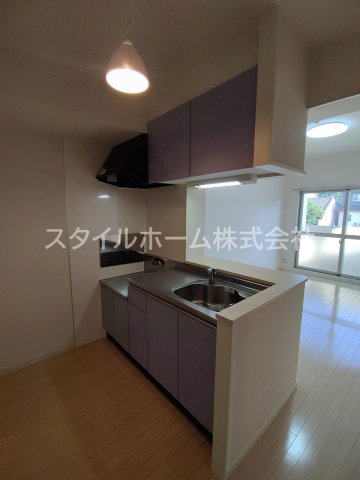 キッチン　別部屋写真です。