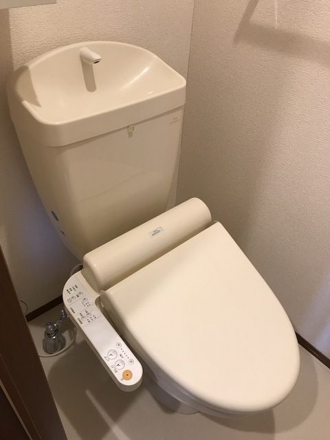 BigBangIのトイレ写真
