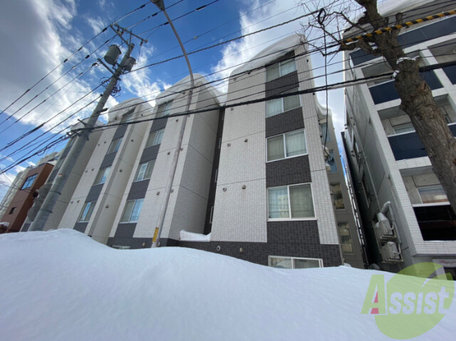 建物外観　札幌市中央区南７条西「ＨＯＰＥ南７条」