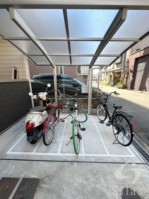 地下鉄谷町線 関目高殿駅 徒歩2分 3階建 築8年の外観写真