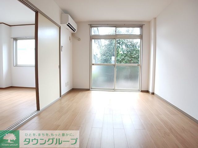 レジデンス斉藤の居間写真