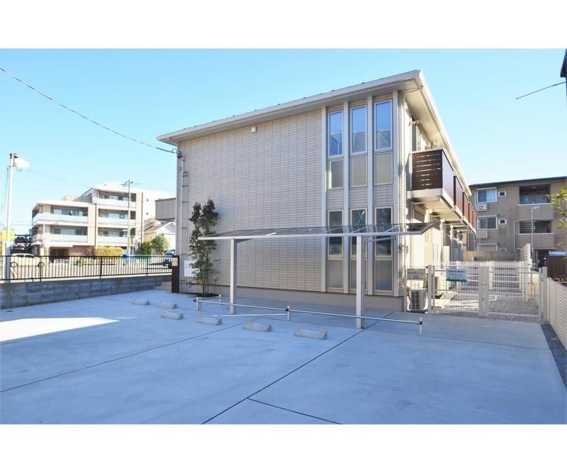 建物外観　落ち着いた雰囲気の外観です
