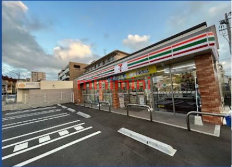 コンビニ　セブンイレブン茨木稲葉町店（コンビニ）まで164m