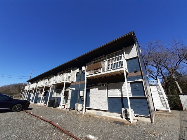 ＪＲ中央線 立川駅 バス乗車時間：40分 最寄りバス停で下車 徒歩7分 築35年