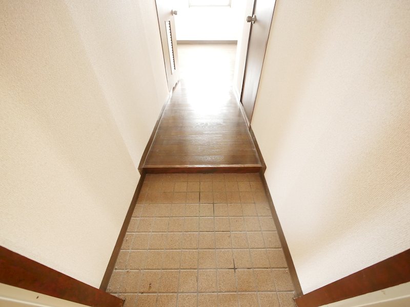 鮎川マンションの玄関写真