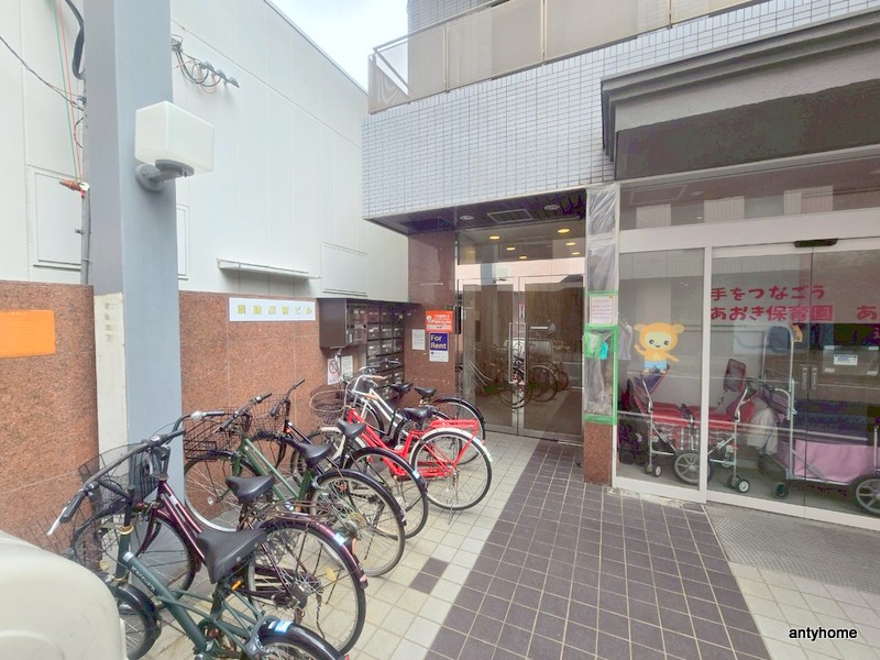 淡路駅前ビルの外観写真
