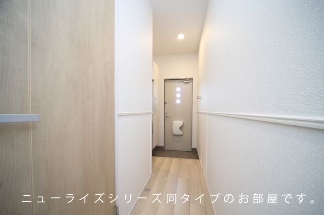 レスポワール Cの玄関写真