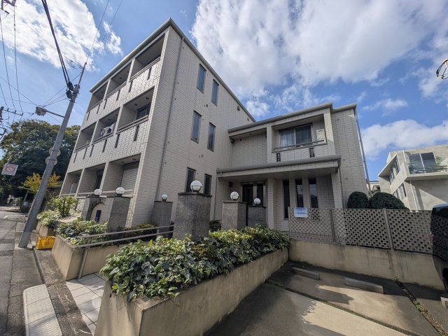 建物外観　耐震構造の旭化成へーベルメゾン